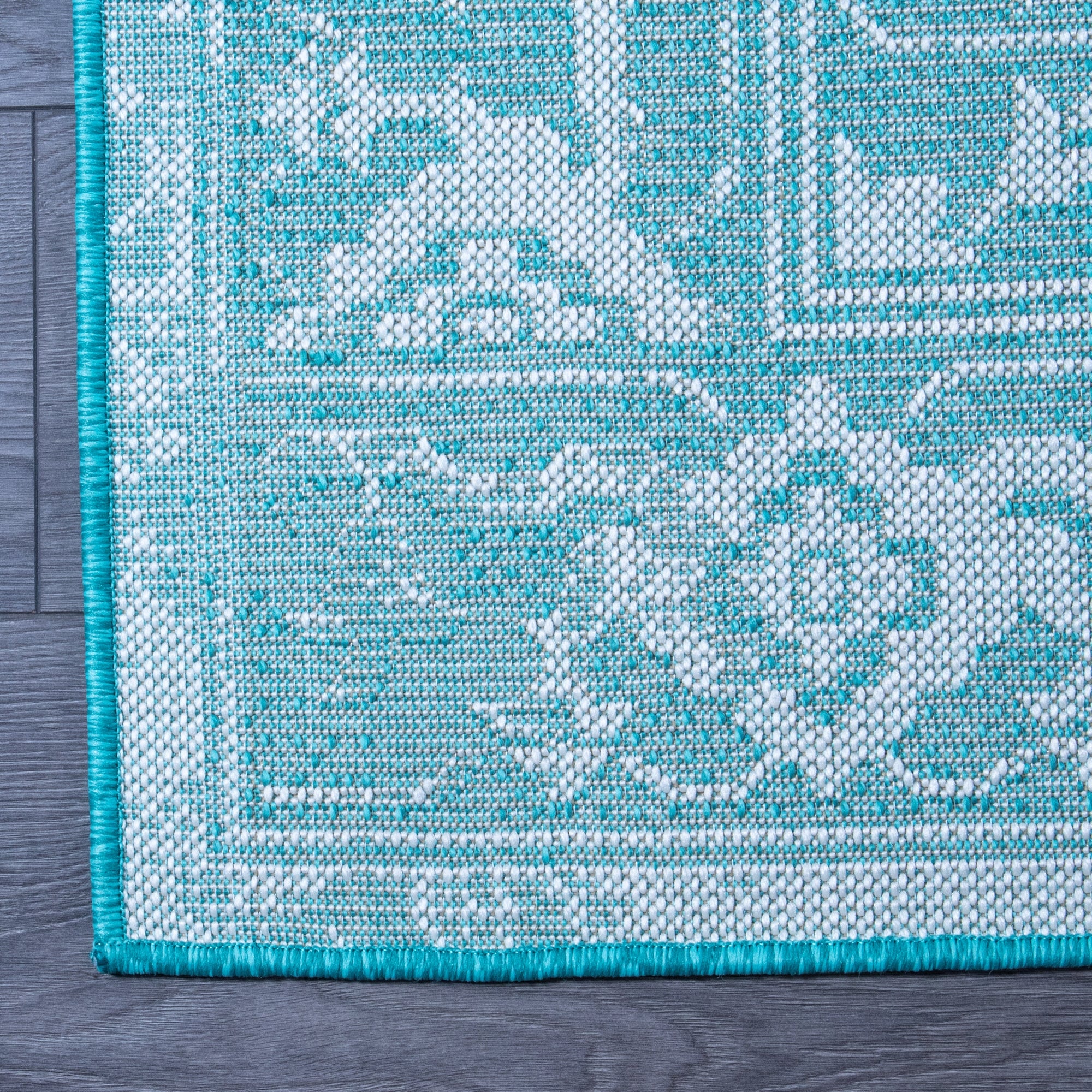 Turquoise Tide - Machine-Washable Indoor/Outdoor Rug